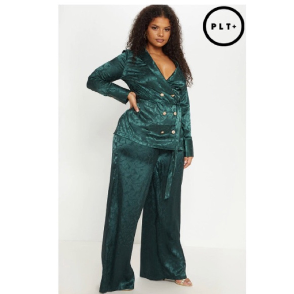 Plus Emerald Green Satin Wide-Leg Pants